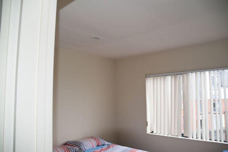 Photo of property in 10/12 Crown Lynn Place, New Lynn, Auckland, 0600