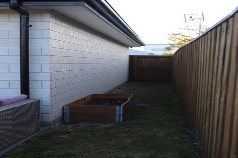 Photo of property in 27 George Square West, Wigram, Christchurch, 8025