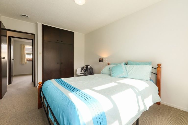 Photo of property in 39 Chipping Lane, Redwood, Christchurch, 8051
