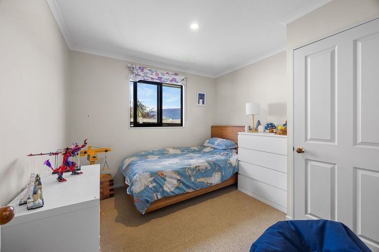 Photo of property in 45 Kings Drive, Wanaka, 9305