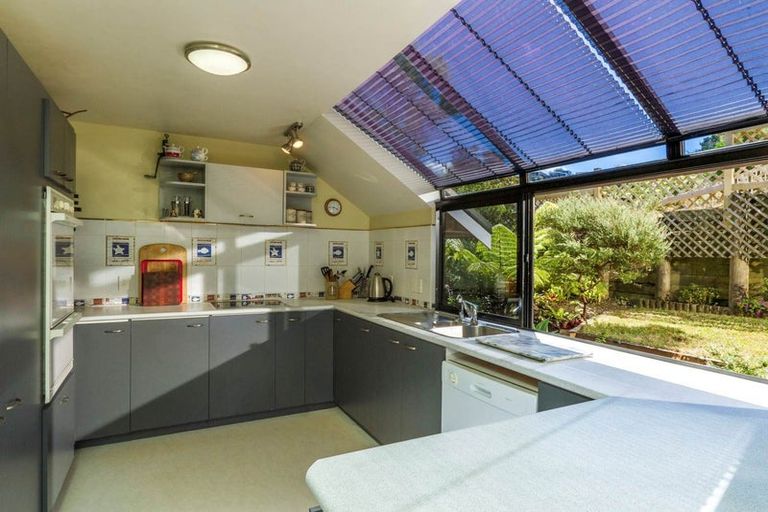 Photo of property in 1 Stitchbird Close, Murrays Bay, Auckland, 0630