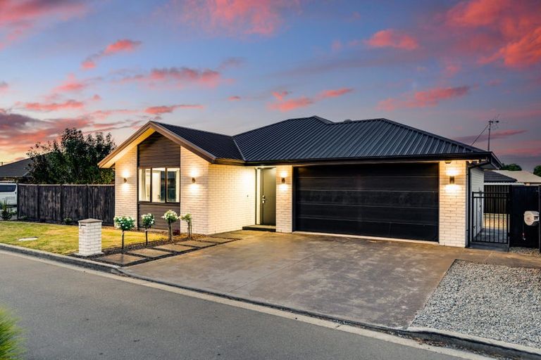 Photo of property in 5 Wilmers Road, Hornby, Christchurch, 8025