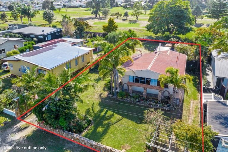 Photo of property in 120 Kiwi Road, Whangamata, 3620