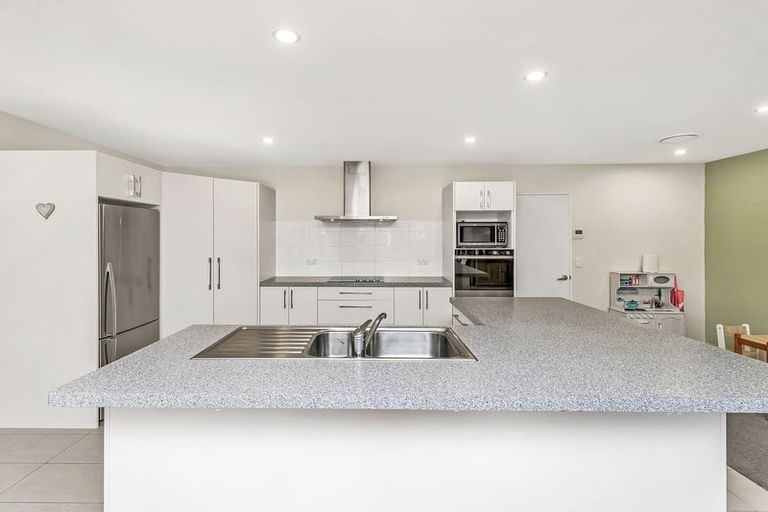 Photo of property in 21 Lignite Drive, Rolleston, 7614