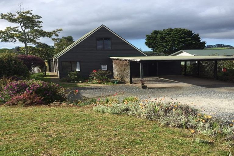 Photo of property in 53 Rangitane Loop Road, Kerikeri, 0294