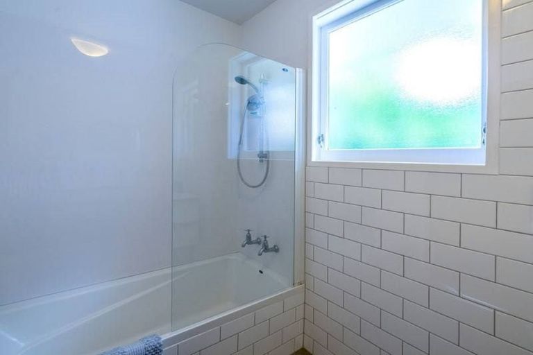 Photo of property in 75a Ocean Road, Paraparaumu Beach, Paraparaumu, 5032