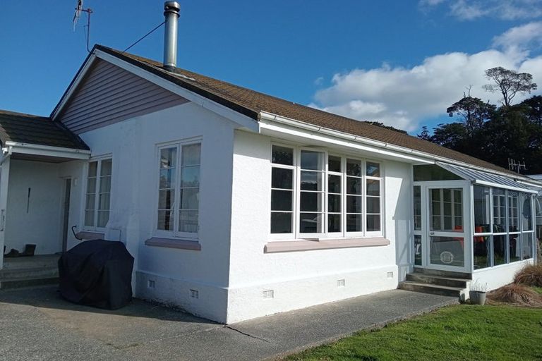 Photo of property in 9 Birch Street, Tuatapere, 9620