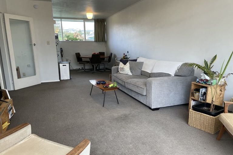 Photo of property in 1a Richard Street, Titahi Bay, Porirua, 5022