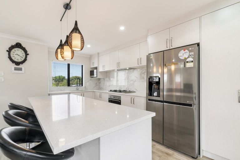 Photo of property in 18 Softwood Avenue, Takanini, 2110