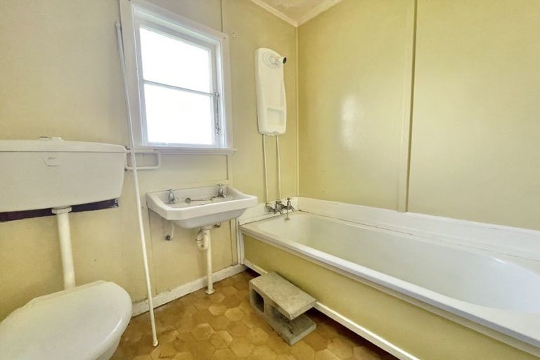 Photo of property in 21 Hawick Street, Tokoroa, 3420