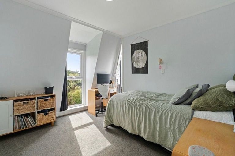 Photo of property in 3/49 Mandalay Terrace, Khandallah, Wellington, 6035