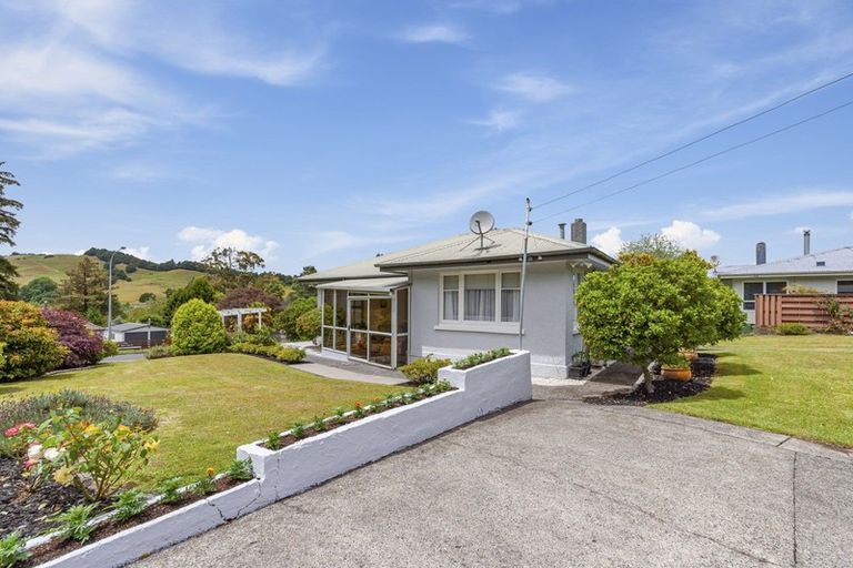 Photo of property in 2 Tarrangower Avenue, Taumarunui, 3920