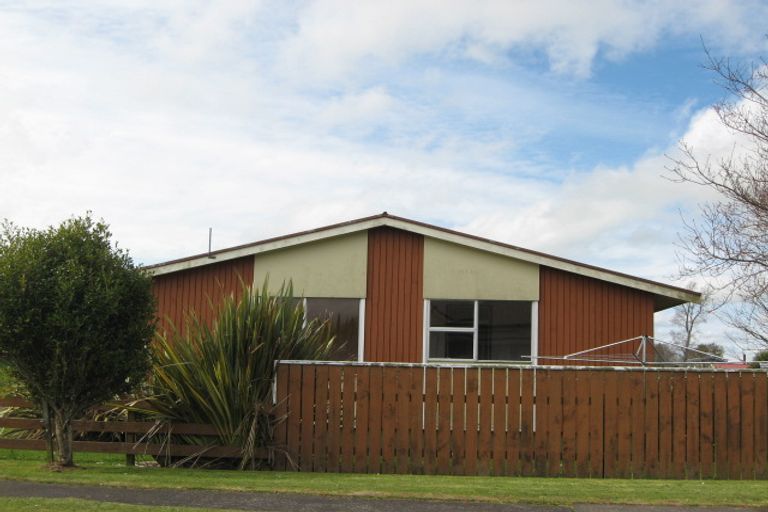 Photo of property in 130 Portia Street, Stratford, 4332