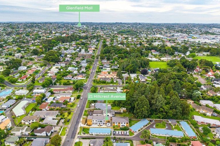 Photo of property in 21a Hillcrest Avenue, Hillcrest, Auckland, 0627