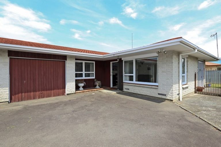 Photo of property in 3/1 Peddie Street, Taradale, Napier, 4112