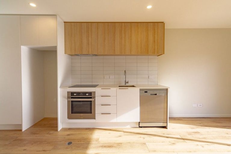 Photo of property in 1e Roberts Street, Epuni, Lower Hutt, 5011