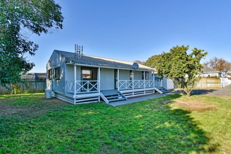 Photo of property in 10a Avis Avenue, Papatoetoe, Auckland, 2025