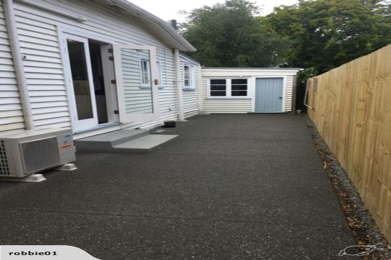 Photo of property in 17 Brockworth Place, Riccarton, Christchurch, 8011