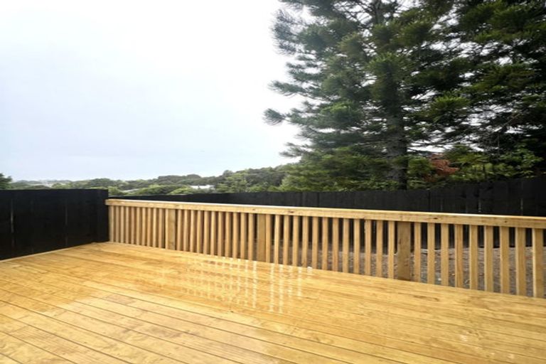 Photo of property in 25 Seaview Road, Glenfield, Auckland, 0629
