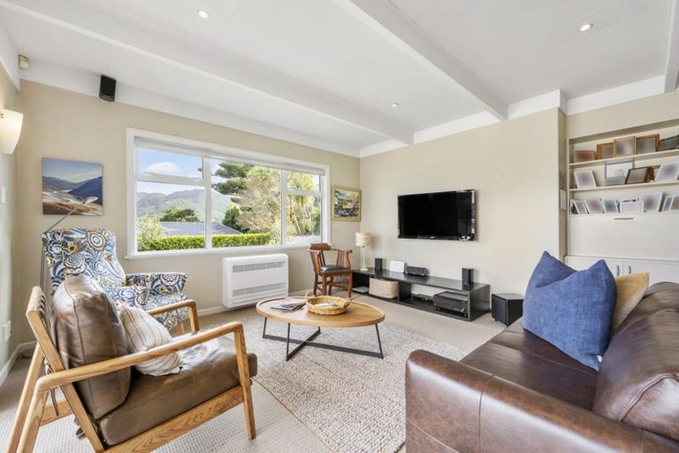 Photo of property in 42 Jubilee Road, Khandallah, Wellington, 6035