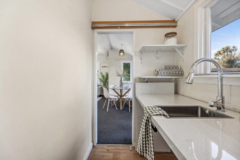 Photo of property in 15 Clarendon Terrace, Woolston, Christchurch, 8023