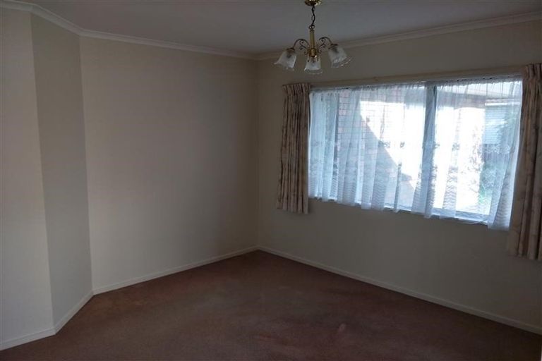Photo of property in 248 Tukapa Street, Westown, New Plymouth, 4310