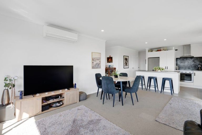 Photo of property in 15 Customhouse Street, Bell Block, New Plymouth, 4312