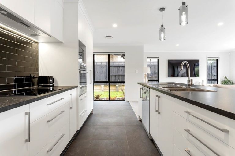 Photo of property in 19 Hayward Place, Ohauiti, Tauranga, 3112