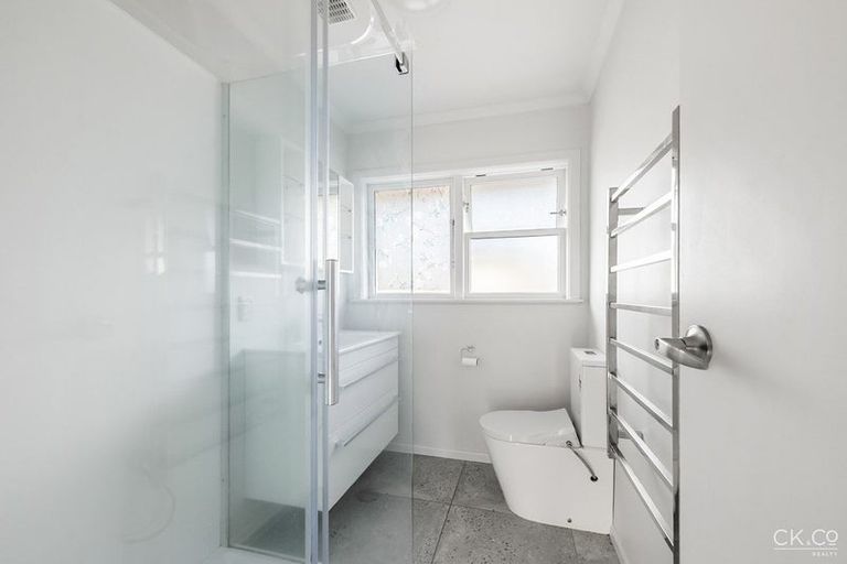 Photo of property in 40a Kashmir Avenue, Clouston Park, Upper Hutt, 5018