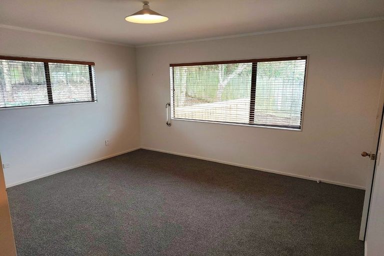 Photo of property in 153 Glenvar Road, Torbay, Auckland, 0630