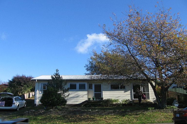 Photo of property in 406 Mazengarb Road, Paraparaumu, 5032