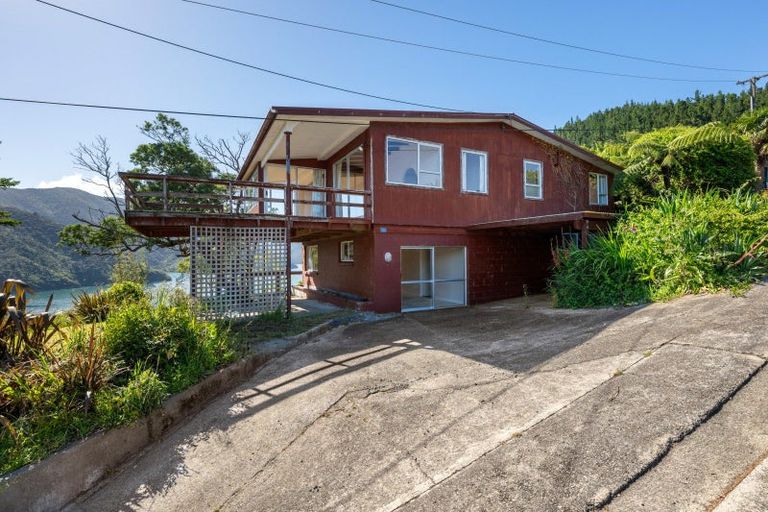 Photo of property in 308 Port Underwood Road, Whatamango Bay, Picton, 7281