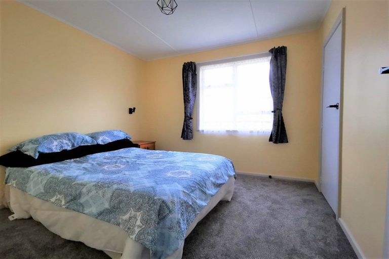 Photo of property in 42 Thyra Street, Dannevirke, 4930