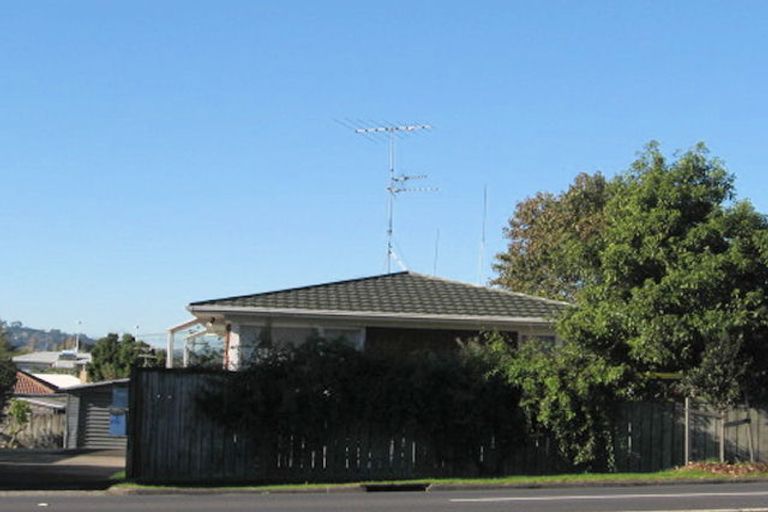 Photo of property in 2/303 Pakuranga Road, Pakuranga Heights, Auckland, 2010