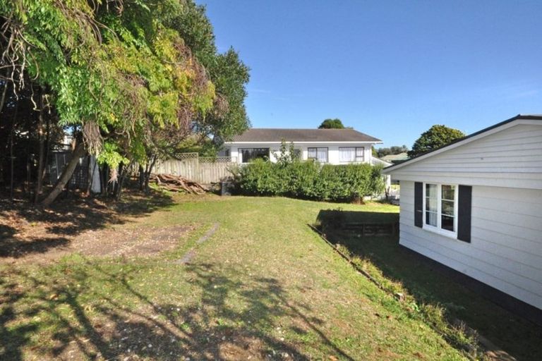 Photo of property in 55 Riverside Drive, Waiuku, 2123