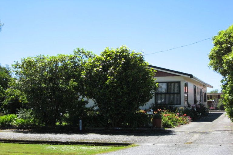 Photo of property in 17 Gladstone Street, Westport, 7825