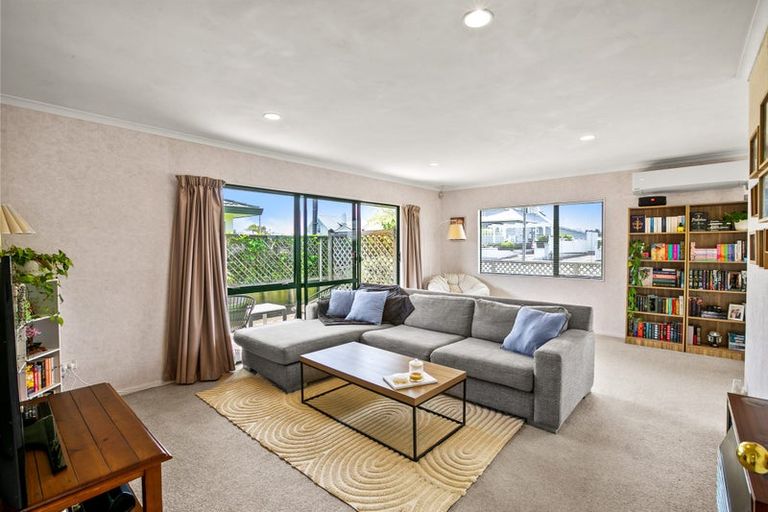 Photo of property in 1/41 Ngaio Street, Strandon, New Plymouth, 4312