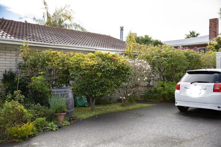 Photo of property in 23a/3 Eversleigh Road, Belmont, Auckland, 0622