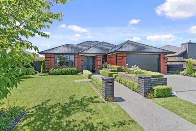 Photo of property in 15 Coachmans Road, Prebbleton, 7604