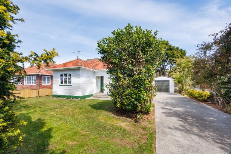 Photo of property in 258 College Street, West End, Palmerston North, 4412