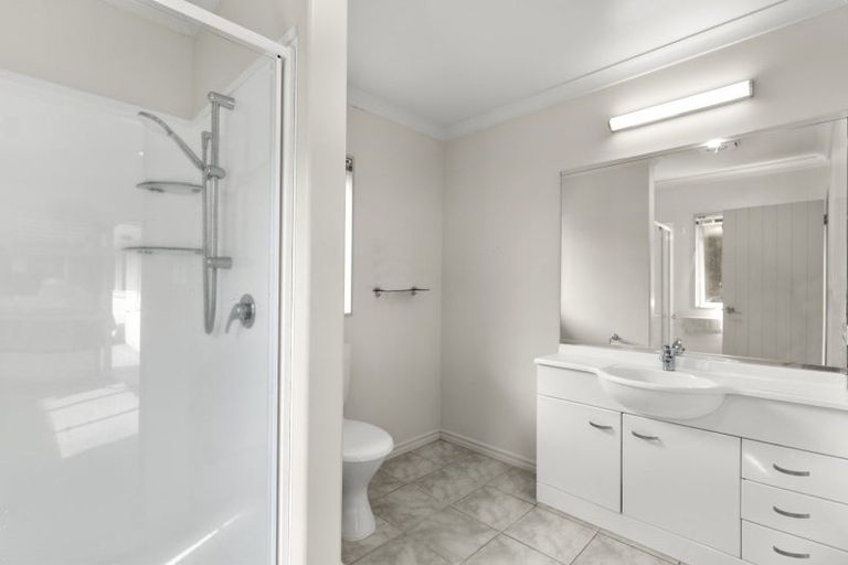 Photo of property in 1 Inverness Drive, Pyes Pa, Tauranga, 3112
