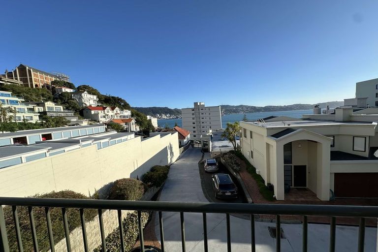 Photo of property in 22u7 Oriental Terrace, Oriental Bay, Wellington, 6011