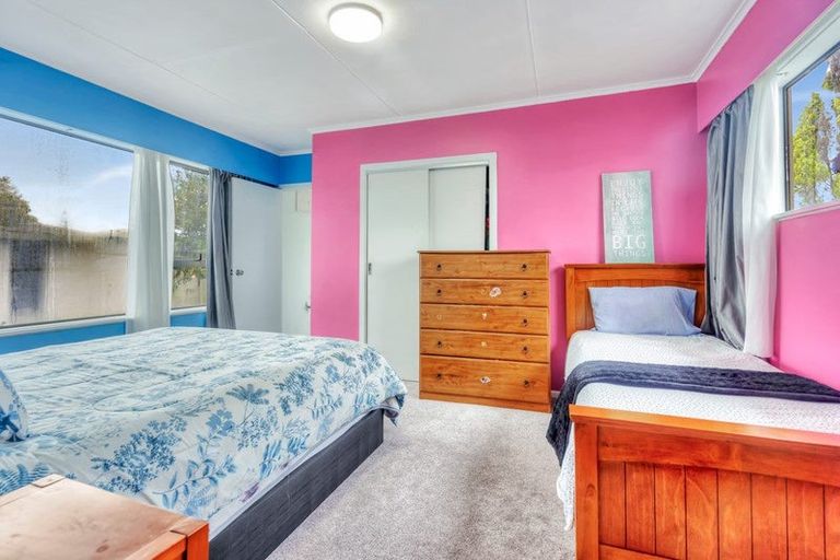 Photo of property in 2/40 Churchill Avenue, Manurewa, Auckland, 2102