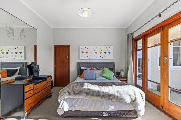 Photo of property in 236 Kennedy Road, Onekawa, Napier, 4110