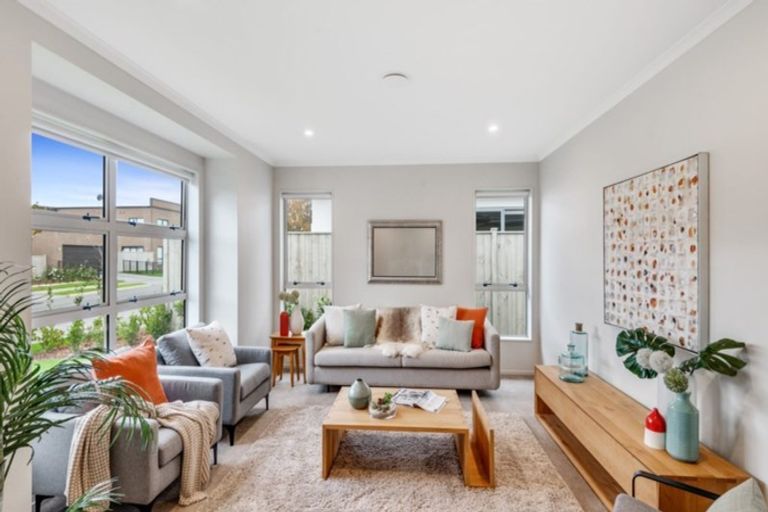 Photo of property in 32 Nganui Avenue, Takanini, 2112