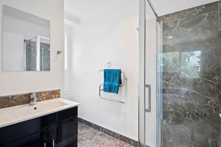 Photo of property in 8 Hyperion Drive, Randwick Park, Auckland, 2105