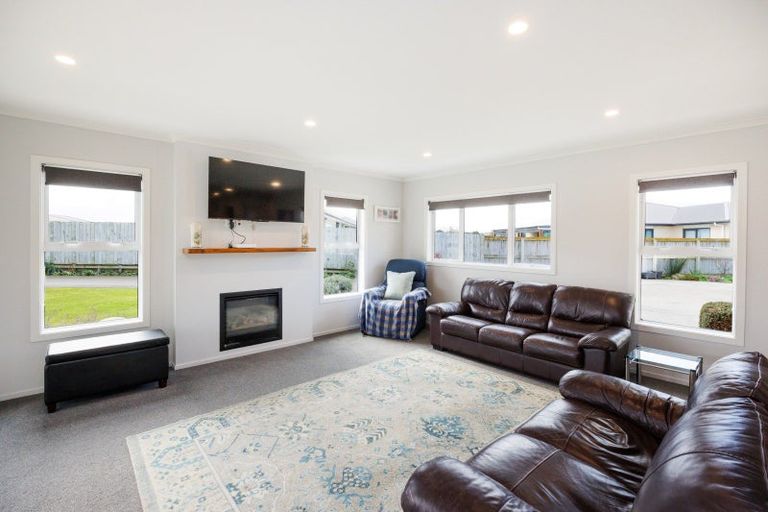 Photo of property in 13 Roots Street East, Feilding, 4702