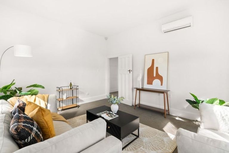 Photo of property in 102 Simeon Street, Spreydon, Christchurch, 8024