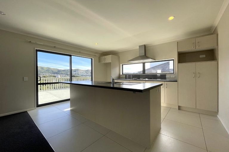 Photo of property in 36 Cresswell Place, Johnsonville, Wellington, 6037