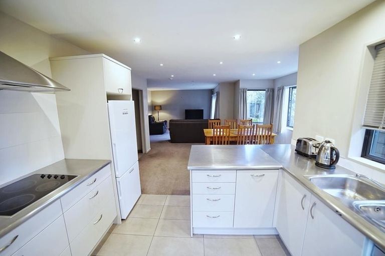 Photo of property in 15a Burdale Street, Riccarton, Christchurch, 8011